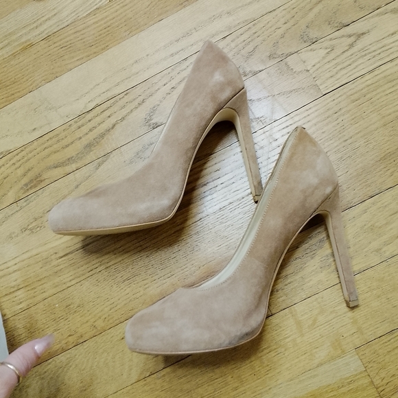 Nine West Tan High Heels - Picture 4 of 11